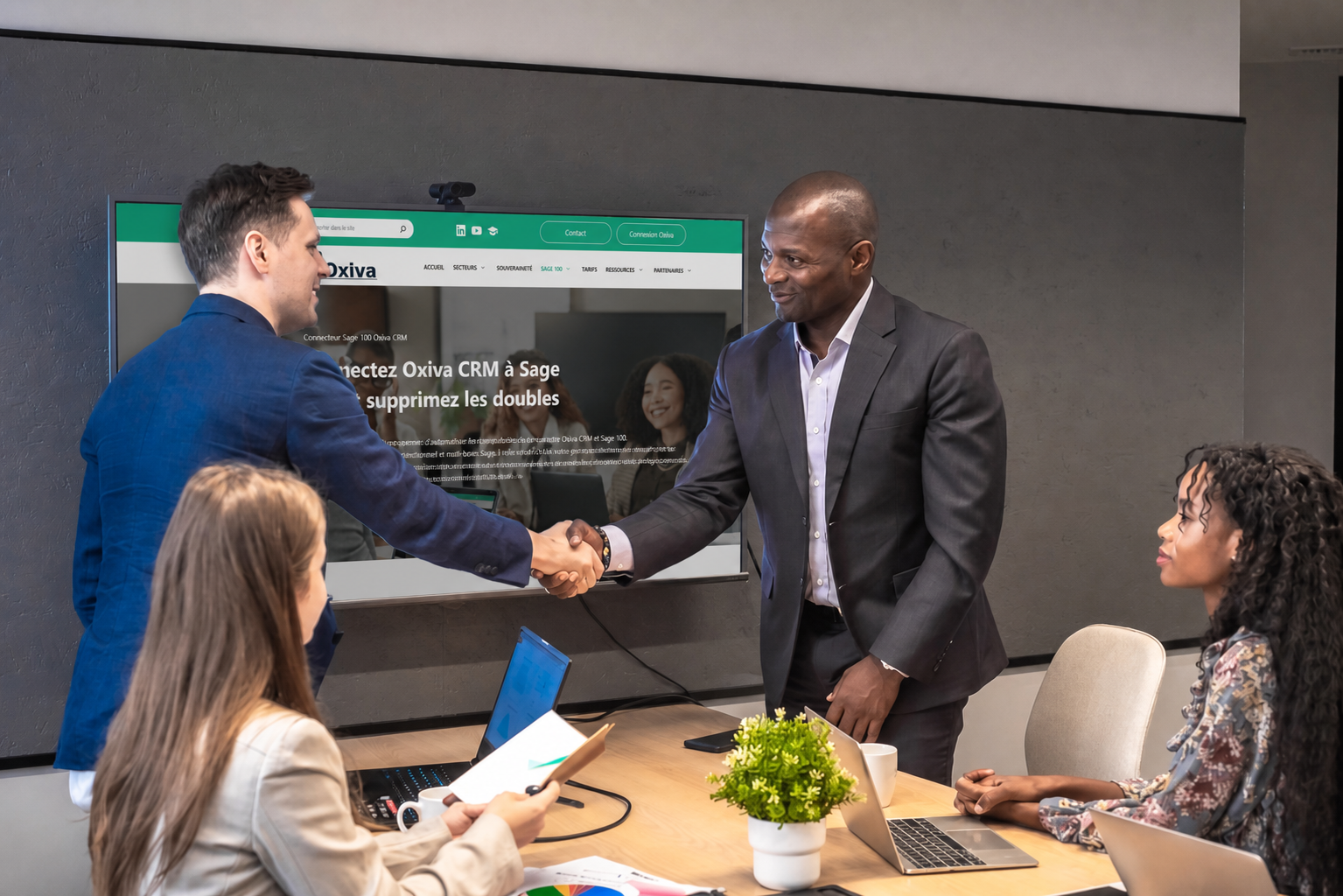 Pourquoi un CRM connecté à Sage 100 améliore aussi le service client